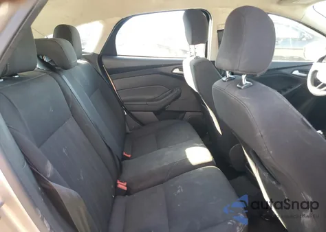 2017 Ford Focus Se z USA, uszkodzony, nr VIN 1FADP3K27HL227120